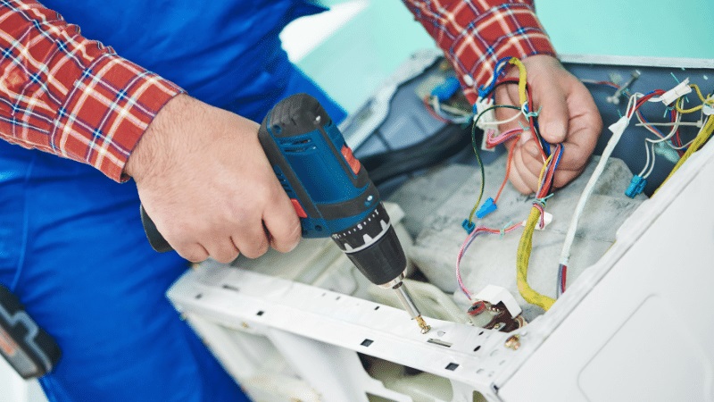 Bayraklı Sunny Sunny çamaşır makinesi kart tamiri – Su almama arızası orijinal parça ile giderildi. - Teknik servis örneği